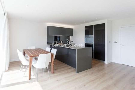 Kew Bridge West, Brentford, TW8 - Photo 5