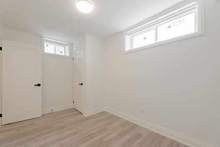 For Lease - 82 Marchmount Road Unit# Unit 1, Toronto, Ontario - Photo 5
