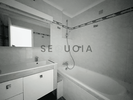 Location Appartement 3 pièces 57m² ANTIBES 06600 - Photo 3