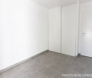 location Appartement T2 DE 44.4m² À LE HAILLAN - Photo 4