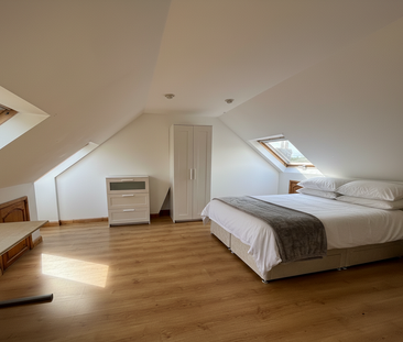 6 bedroom terraced house to rent - Photo 5