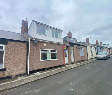3 bed terraced house to rent in Trinity Street, Sunderland, SR5 - Photo 1