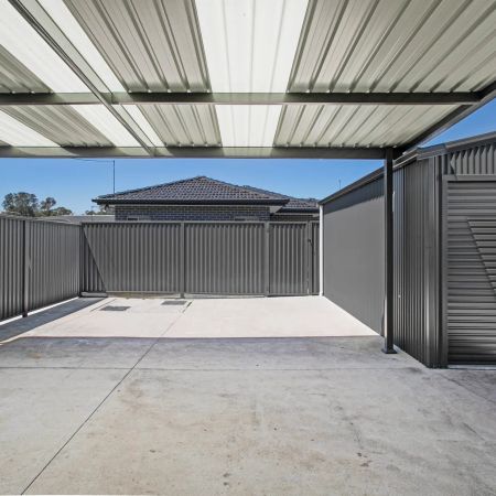 Neat Three Bedroom Family Home - Photo 5