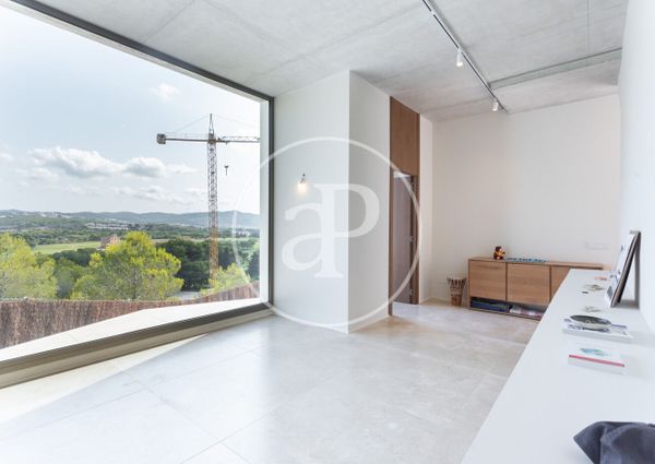 Rental Property in Can Girona