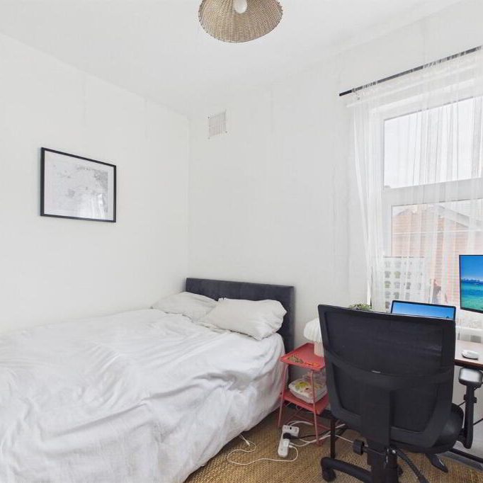 25 Rathcool Street, Belfast, BT9 7GA - Photo 1