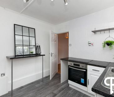 105 Sunningdale Park, Belfast BT14 6RY - Photo 2