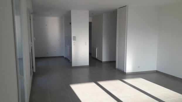 location Appartement T3 DE 75.67m² À SAINT JULIEN EN GENEVOIS - Photo 1