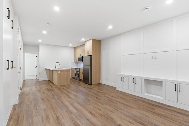 3517 B 42 Street SW - Photo 1