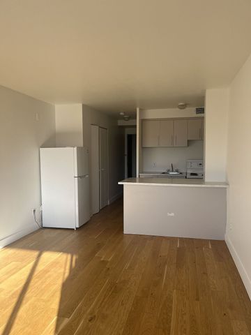 3460 Rue Durocher, Montréal, QC - Photo 2