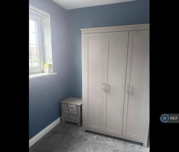 3 bedroom terraced house to rent - Photo 5