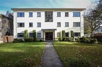 235 Cook St Winston Manor - 204 - Photo 2