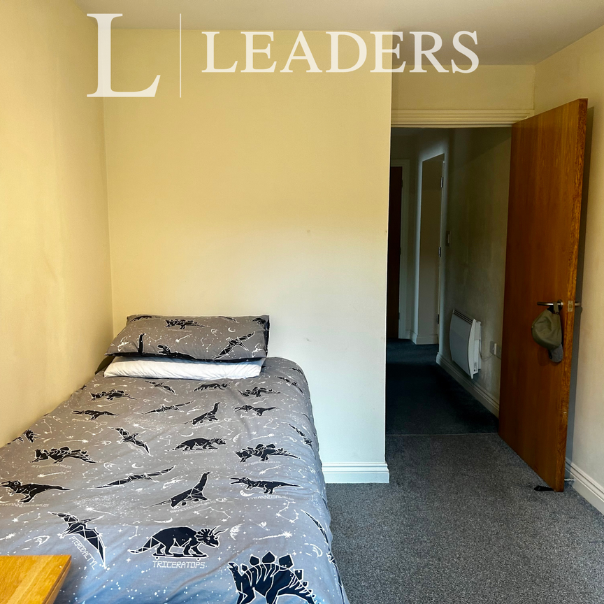 2 bedroom apartment to rent Hagley Road West, Oldbury, B68 - Photo 1