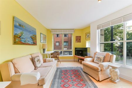 Fielding Court, 28 Earlham Street, London, WC2H - Photo 4