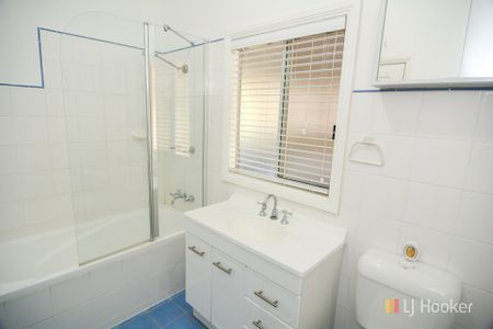 IMMACULATE & A GREAT LOCATION - Photo 5