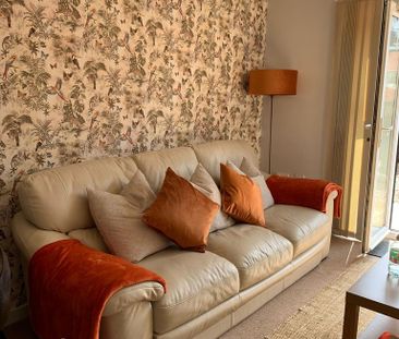 2 bedroom semi-detached house to rent - Photo 2