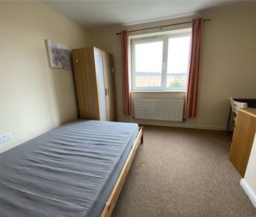 4 bedroom terraced house to rent - Photo 2