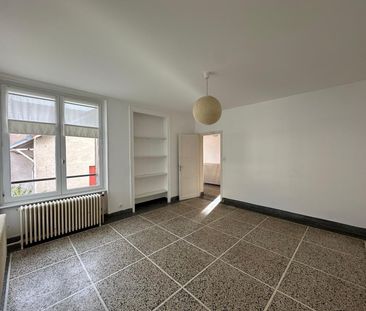 Location Maison 4 pièces 89m² CHAMALIERES 63400 - Photo 2