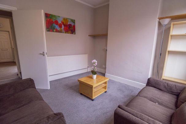 4 bedroom house share to rent - Photo 1
