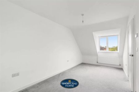 Monticello Way, Banner Brook, Coventry - Photo 5