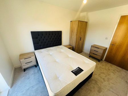3 bedroom flat to rent - Photo 4