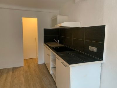 Location Appartement 1 pièce 25m² CUERS 83390 - Photo 2