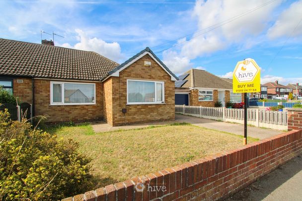 The Boulevard, Edenthorpe, Doncaster DN3 2QJ - Photo 1