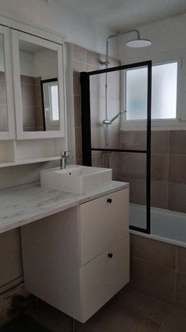 Location Appartement 4 pièces 72m² - Photo 4