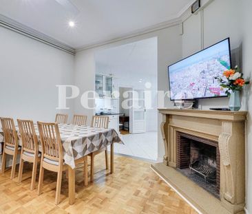 Barcelona, Catalonia 08023 - Photo 3