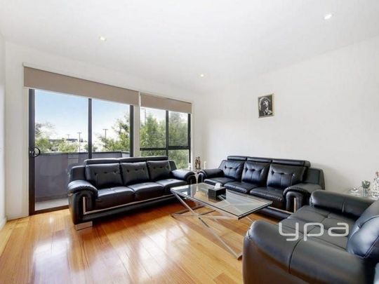 21 Huntington Drive, CRAIGIEBURN - Photo 1