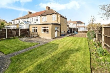 Woodford Green IG8, Property for rent - Photo 5