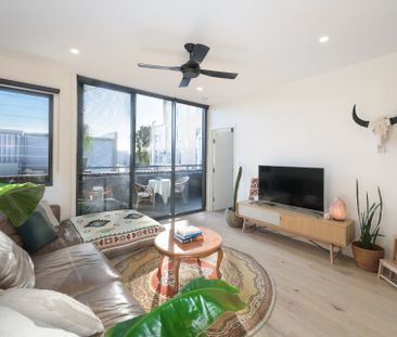 205/2 Veda Street, Hamilton NSW 2303 - Photo 4