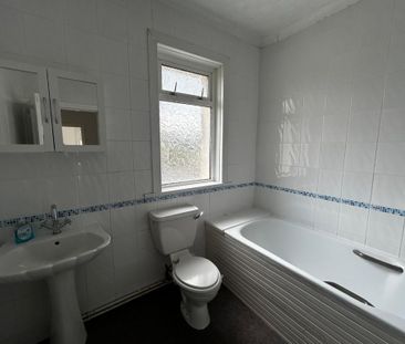 Trinity Road, Llanelli, Carmarthenshire, SA15 2AB - Photo 2