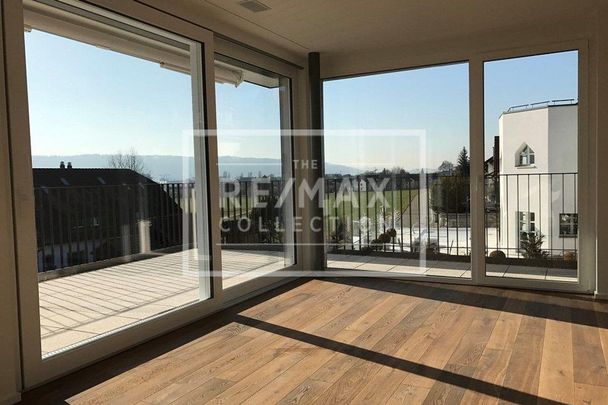 Modern, light-flooded and quiet 3.5-room penthouse apartment with large terrace - Photo 1