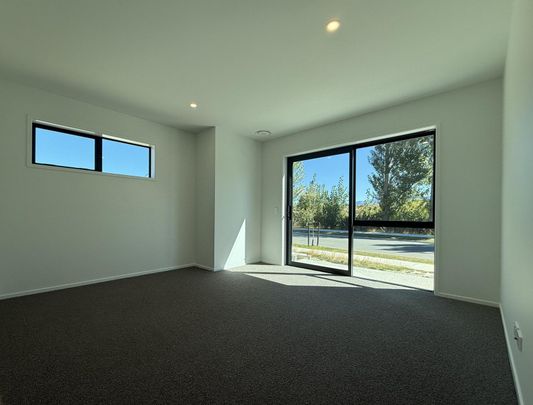 Spacious family home in Hanley's Farm - Photo 1