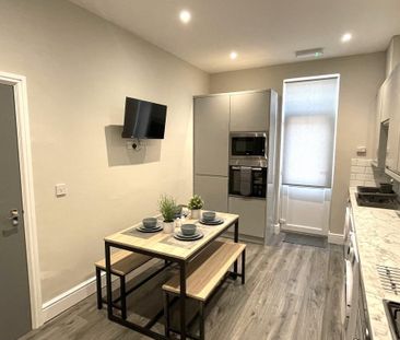 1 bedroom in a house share to rent - Photo 4