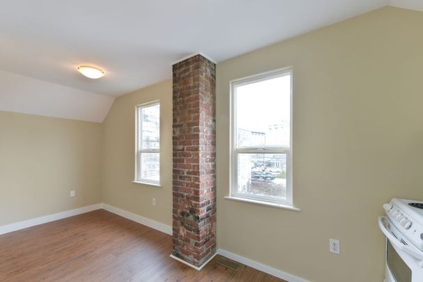 Lovely 2 Bedroom Family Home at Hastings District For Rent - Photo 1