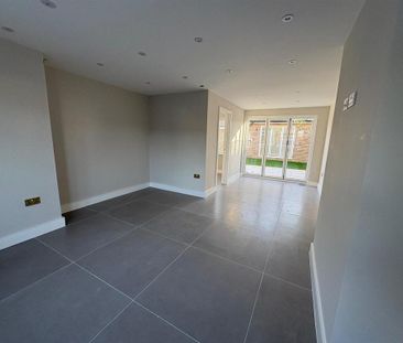 4 bedroom house to rent - Photo 1