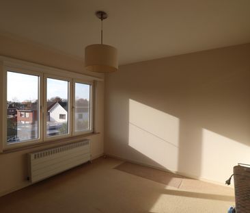 Dakappartement met 2 slaapkamers en garage in Beerse. - Photo 3