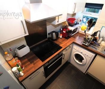 Flat 3, 21 Pickmere Road, S10 - Photo 1