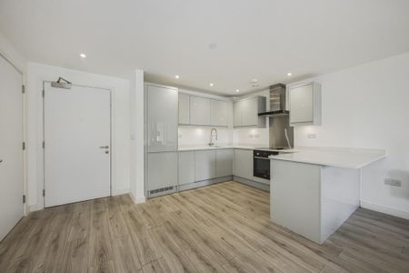 2 bedroom flat to rent - Photo 4