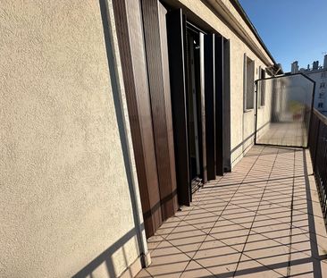 Apartment - Photo 2