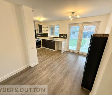 4 bedroom terraced house to rent - Photo 4