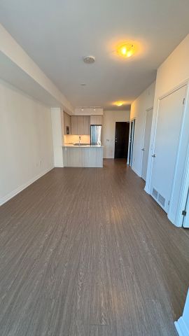 For Lease - 99 Eagle Rock Way Unit# 704, Vaughan, Ontario - Photo 5