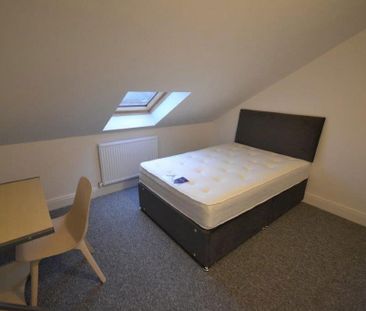 5 bedroom terraced house to rent - Photo 1