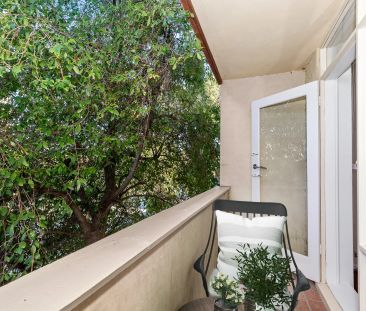 Spacious 2-Bedroom Apartment in a Convenient Location - Photo 5