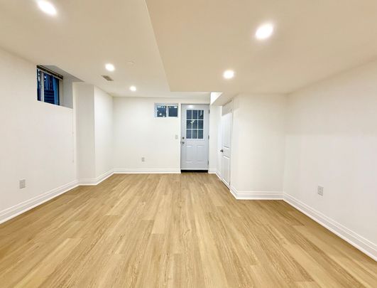 For Lease - 72 Laurier Avenue Unit# 72 Basement, Richmond Hill, Ontario - Photo 1