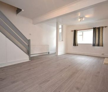 3 Bed Terraced House, Stanley St, RG1 - Photo 1