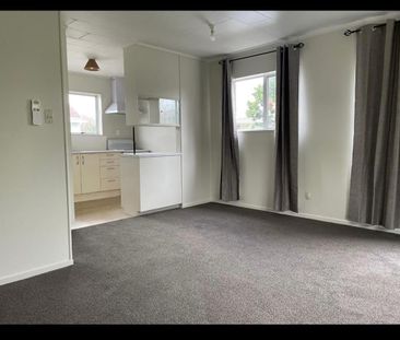 Two Bedroom Home! - Photo 3