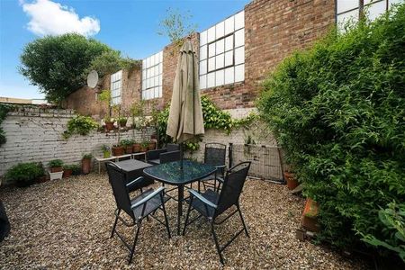 Kilburn Lane, Queens Park, London, W10 - Photo 5