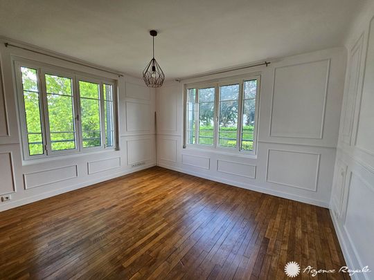 Location Maison 8 pièces 206m² LE PECQ 78230 - Photo 1